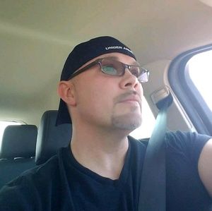 Meet your Posher, Jason